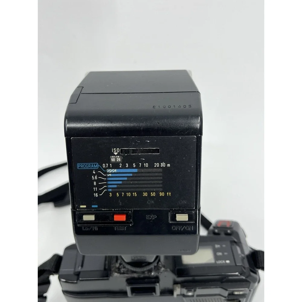 Minolta 5000 AF 35mm Camera with 2800 Maxxum Flash Cosina Lens PARTS / REPAIR